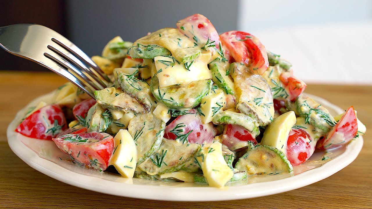 Essen Sie diesen Salat zum Abendessen – einfach, frisch und unglaublich lecker! 😋🥙🥗
