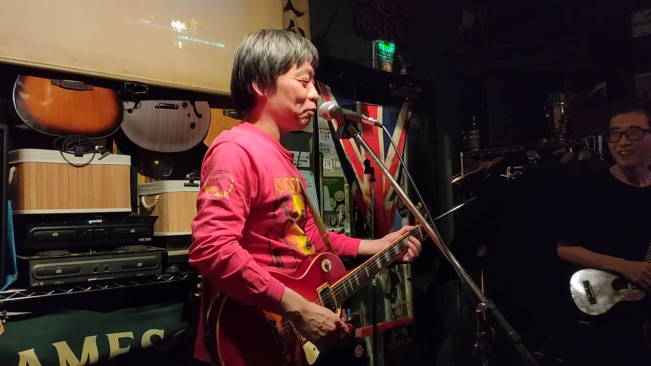 ① トラベリンバス　② 愛を叫べ　③ ＵＦＯ