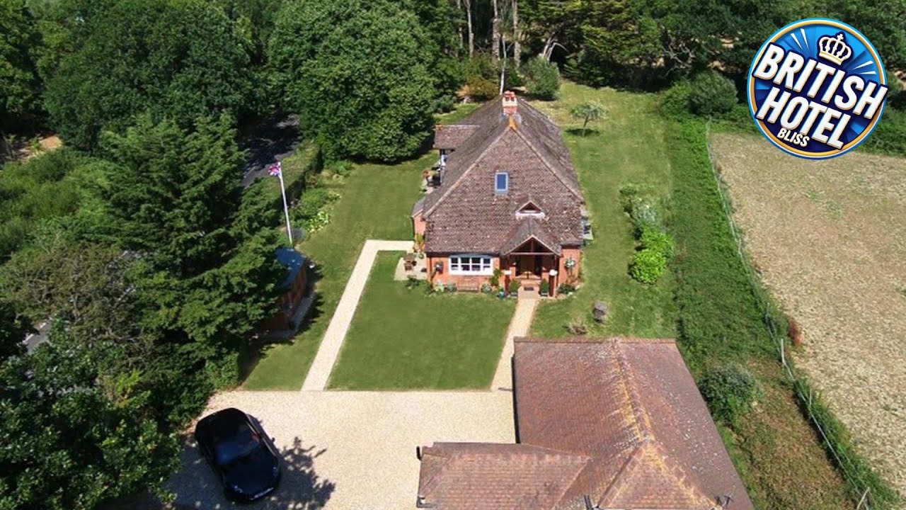 Linden House | East Wittering, United Kingdom | Hotel Review 🏨
