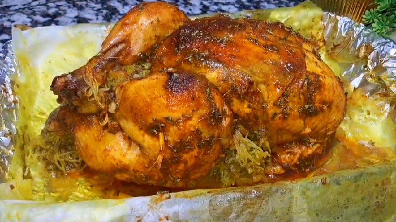 عطيتك سر المحلات 😉 دجاجة مشوي احسن من تاع برة طايب زبدة #دجاج 