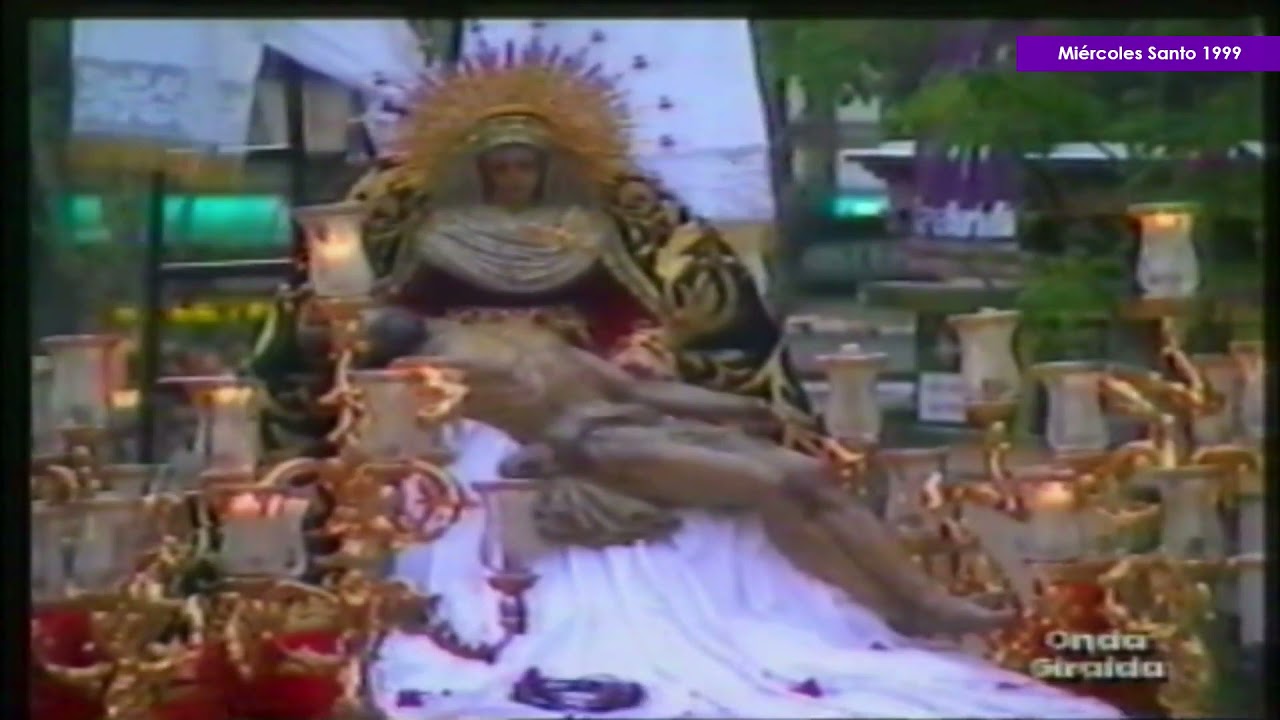 SEMANA SANTA 1999 EN SEVILLA | El misterio del Baratillo entrando en Campana
