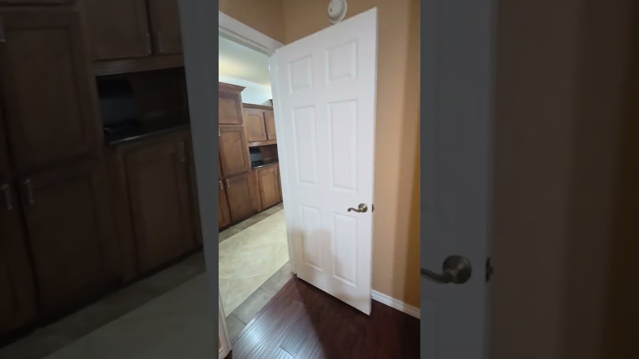 Gracie court inside