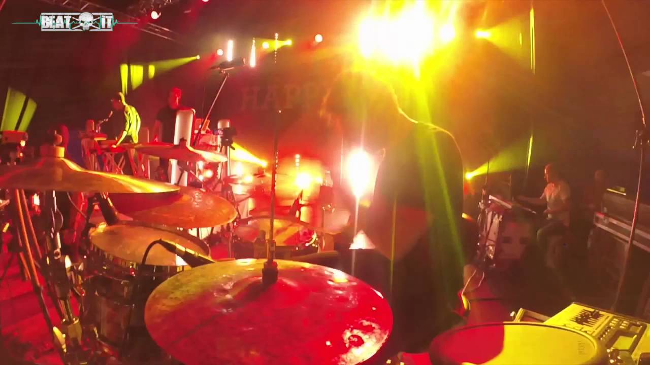 Jarek Dubiński & Happysad - "Smutni ludzie" Live for BeatIt