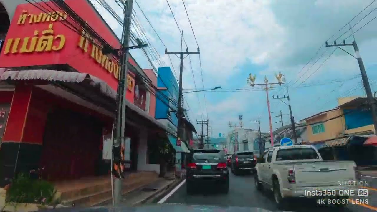 Timeshift 79km from Phuket Airport to La Vela, Khao Lak (23 Apr 2023)