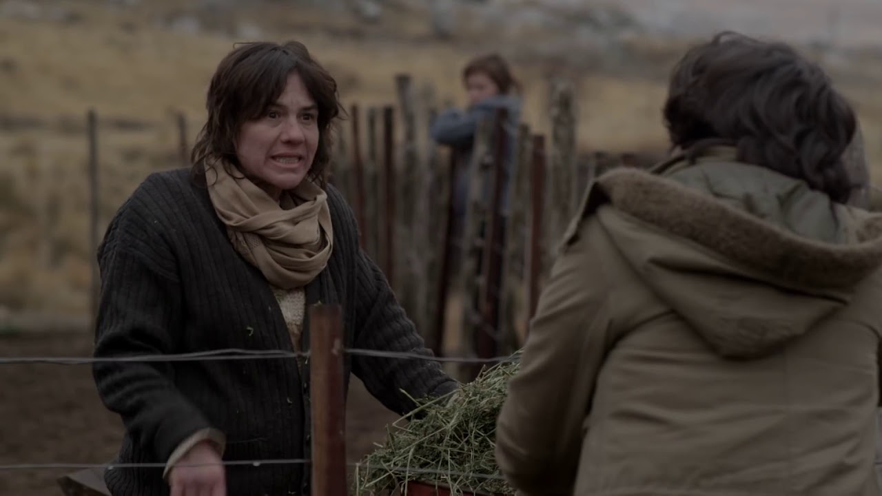 PAOLA BARRIENTOS - TRAILER 