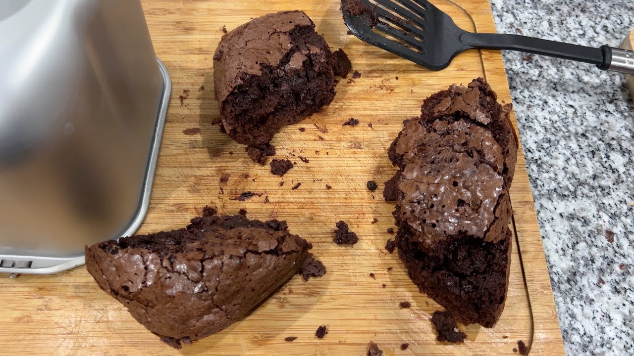 Brownies So Good, It Was Scary! (Using The Cuisinart CBK-210 Bread Maker Machine To Make Cake) 😋🍰