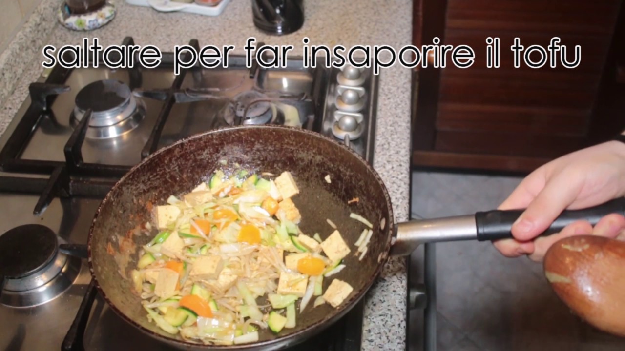 Tofu saltato con verdure