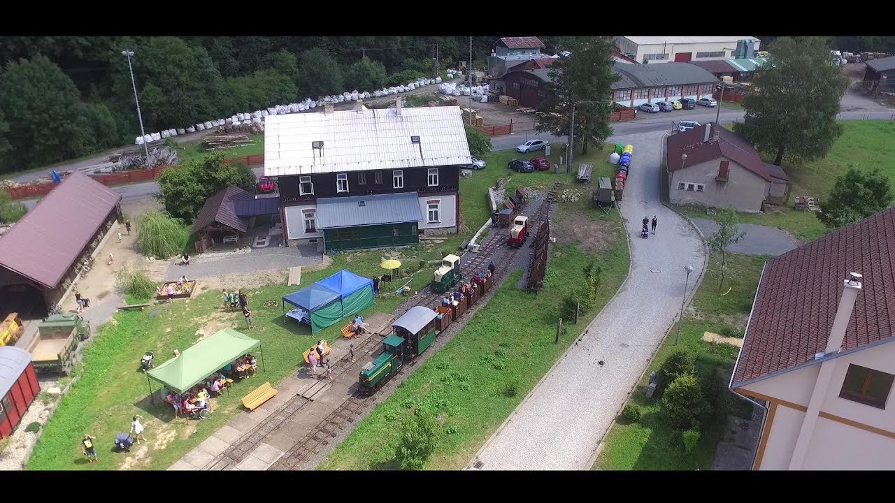RAJNOCHOVICKÁ LESNÍ ŽELEZNICE / PRÁZDNINOVÉ POJEŘDĚNÍ NA RLŽ  / POHLED Z DRONU