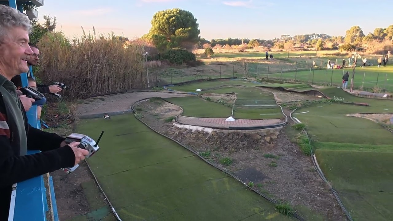 ESSAI du XRAY XB8E 2021 sur piste ASTRO (BRCP Pézénas)
