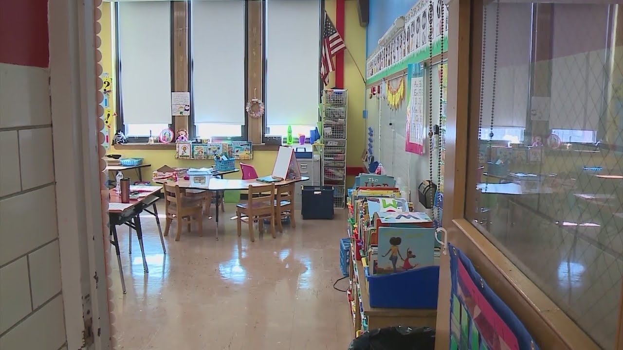 CPS will lock out teachers who fail to report Monday; proposes new in-person timeline