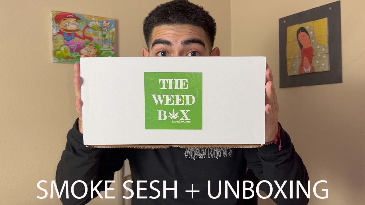 The DOPEST online headshop! **The Weed Box**