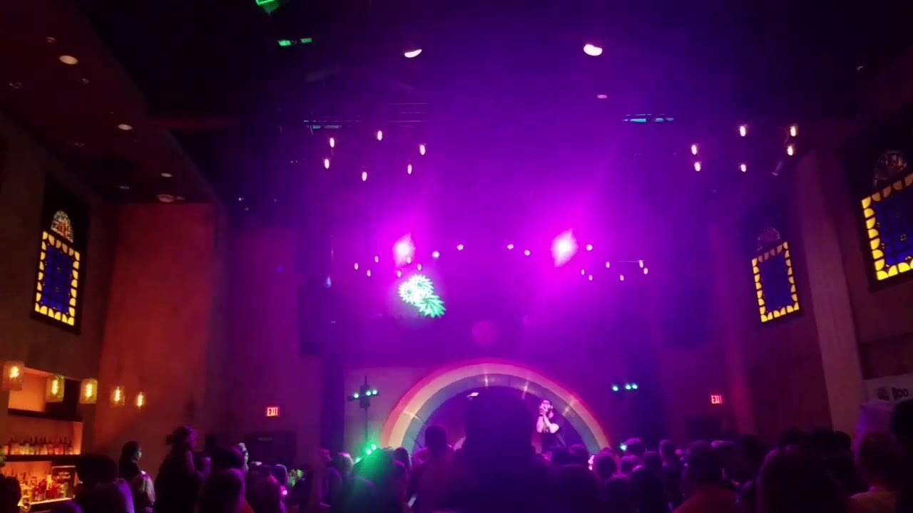 Koo Koo Kanga Roo. Epic Live Show.