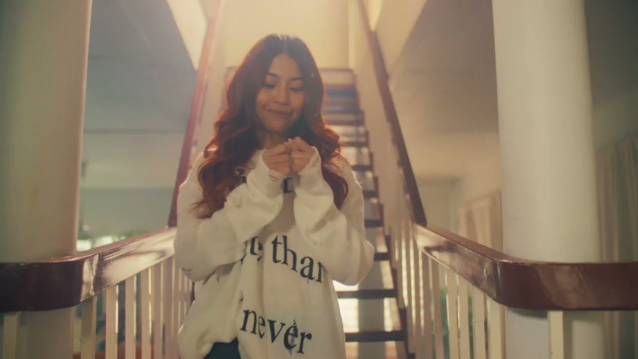အိပ်မက်ရဲ့အသက် [Official Music Video] - Bunny Phyoe ft. Bobby Soxer