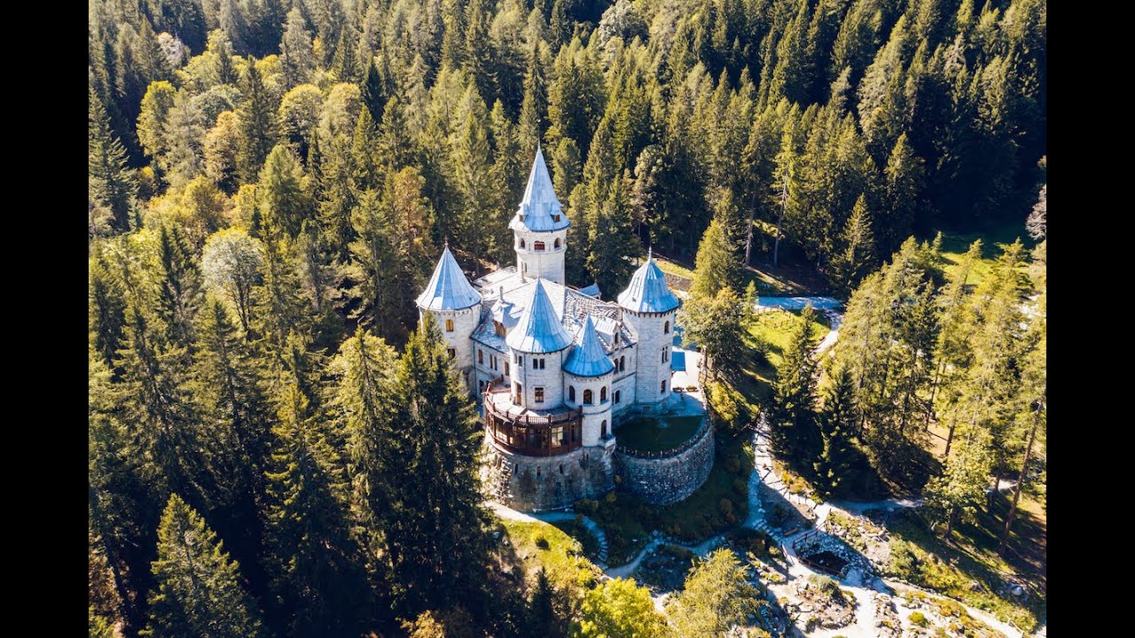 Castel Savoia a Gressoney-Saint-Jean, mini visita guidata