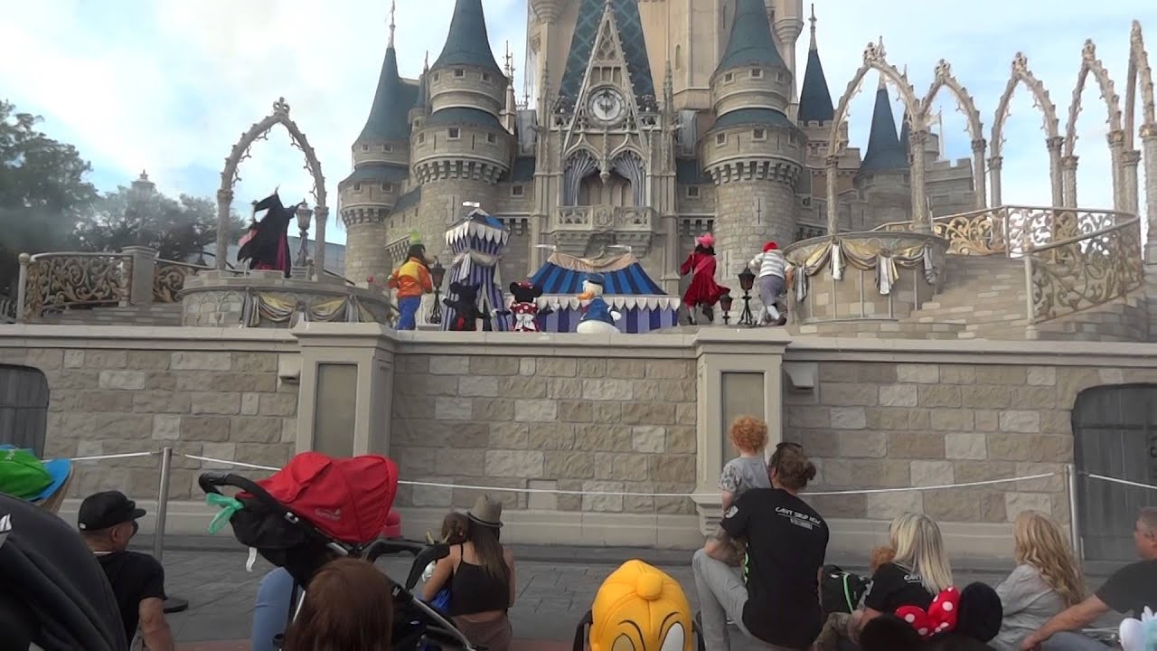 Dream Along With Mickey Show November 2015 Magic Kingdom Disney World