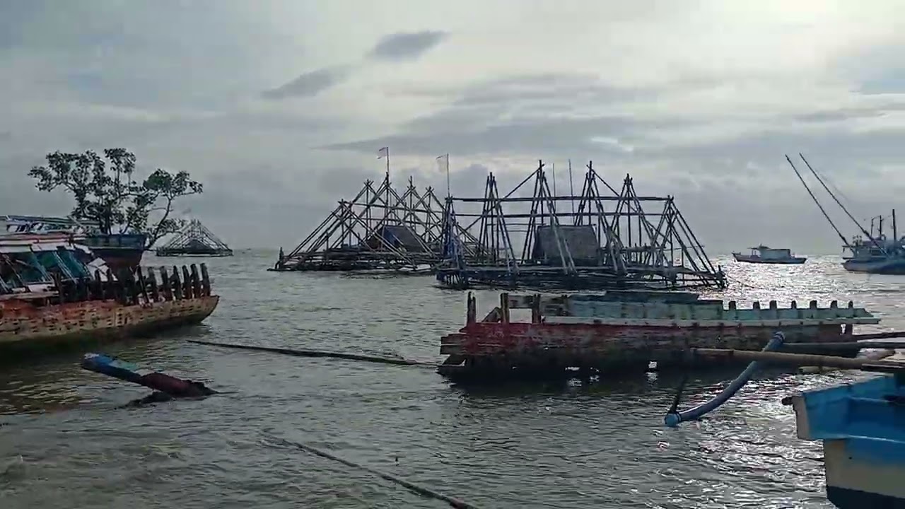 Proses pembuatan motor kayu sudah pinising siap tempur tangkap ikan