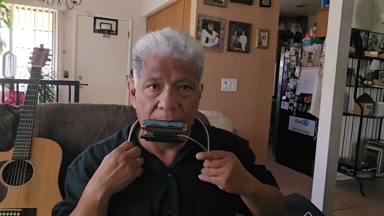 Farmer Sidenote Harmonica Holder