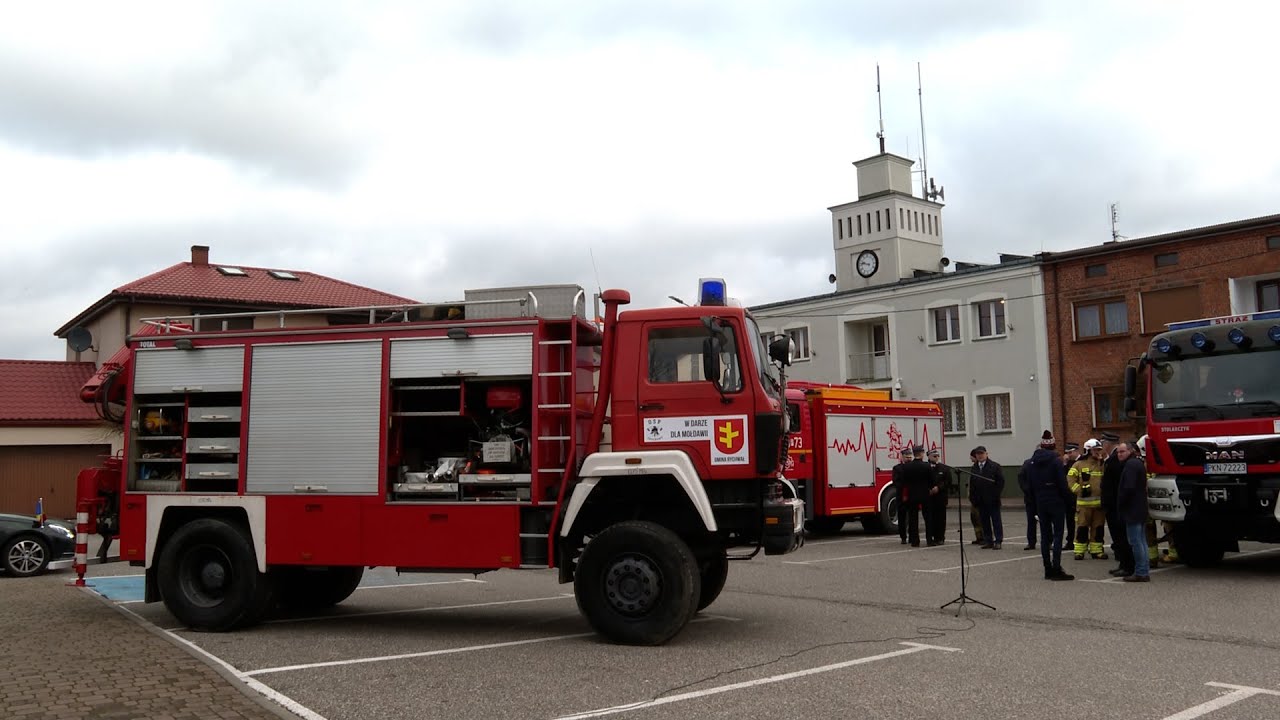 Strażacki samochód z gminy Rychwał będzie służył w Mołdawii