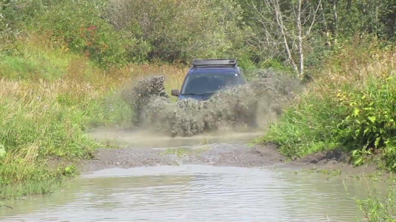 RAV4 Off Road hood water wave