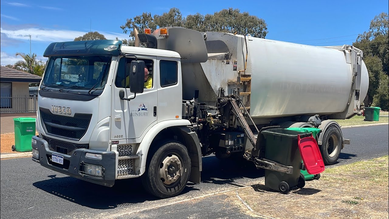 Bunbury Garbage - ex Busselton Iveco