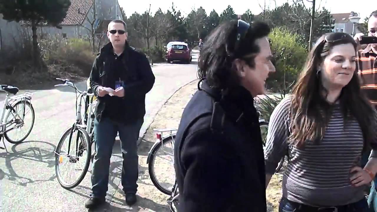 Coffee with Steve Hogarth at the Marillion weekend 2011-Part 1
