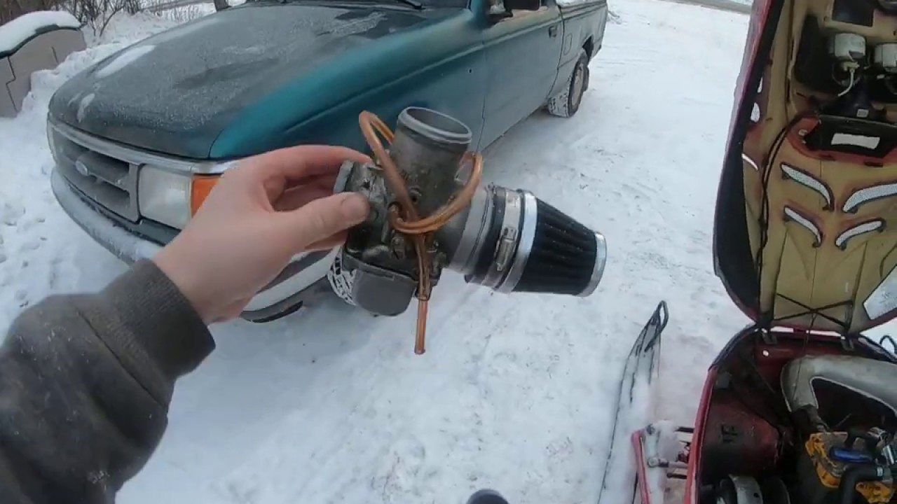 Skidoo formula 500 carb removal WATCH TILL END!!