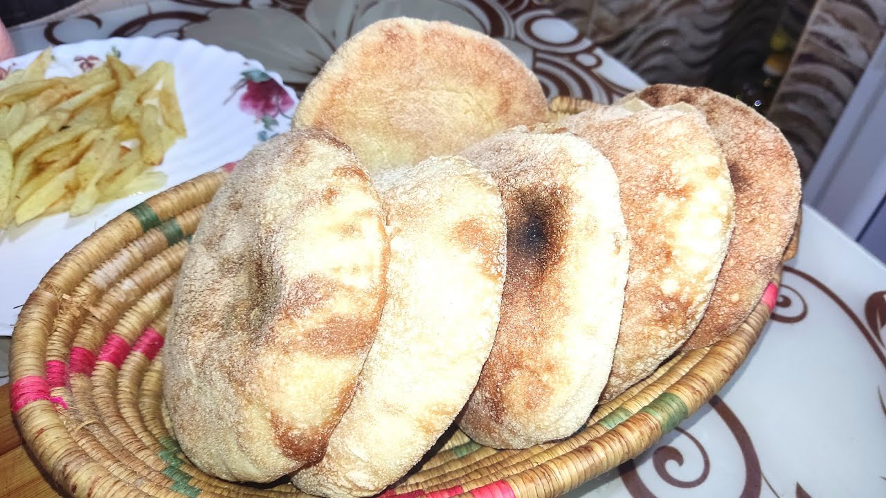 خبز البسينة بلا كوشة ⁉️منفوخ وخفيف ومحمر 🥰الخبز أكثر طلبا عند المطاعم/خبز البسينة