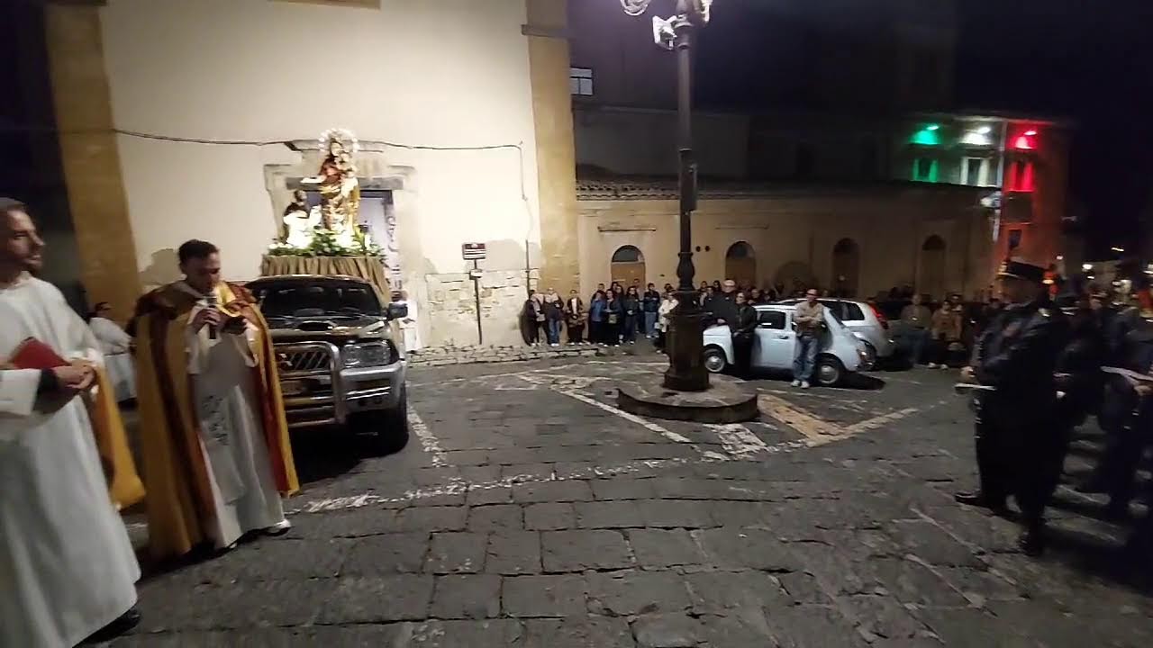 In DIRETTA da Pietraperzia, processione Maria SS. del Rosario.