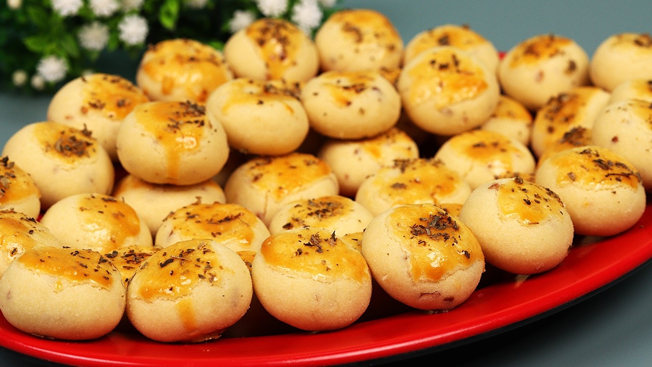 SÓ 3 Ingredientes Na Massa!! Biscoito de Cebola DELICIOSO e Desmancha na Boca!