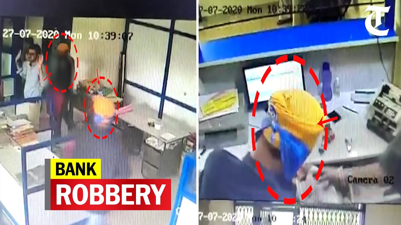 Hoshiarpur: 3 bike-borne masked men loot over Rs 11 lakh from a bank in Gilzian village of Tanda