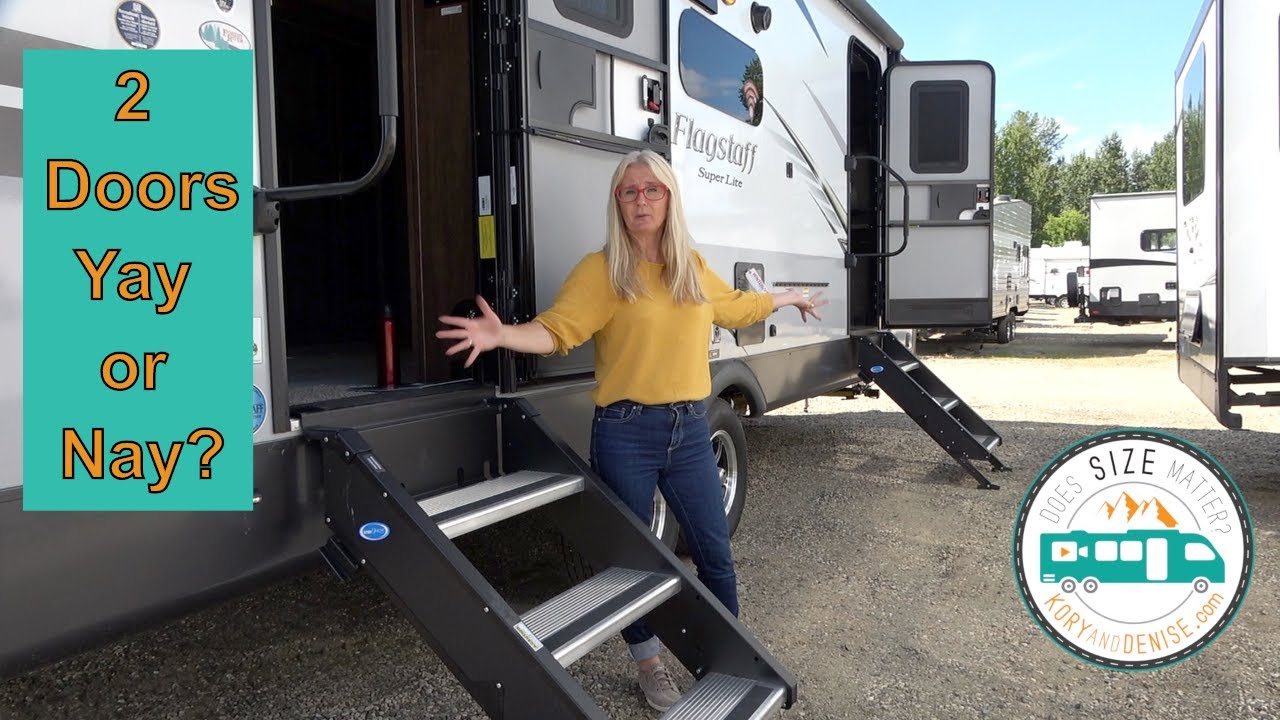 Flagstaff Super lite 26RSWS Tour (Unbiased RV Review)