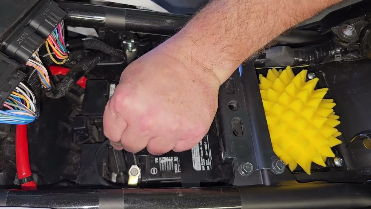 2025 Yamaha Tenere ECU location and removal/disconnect. 