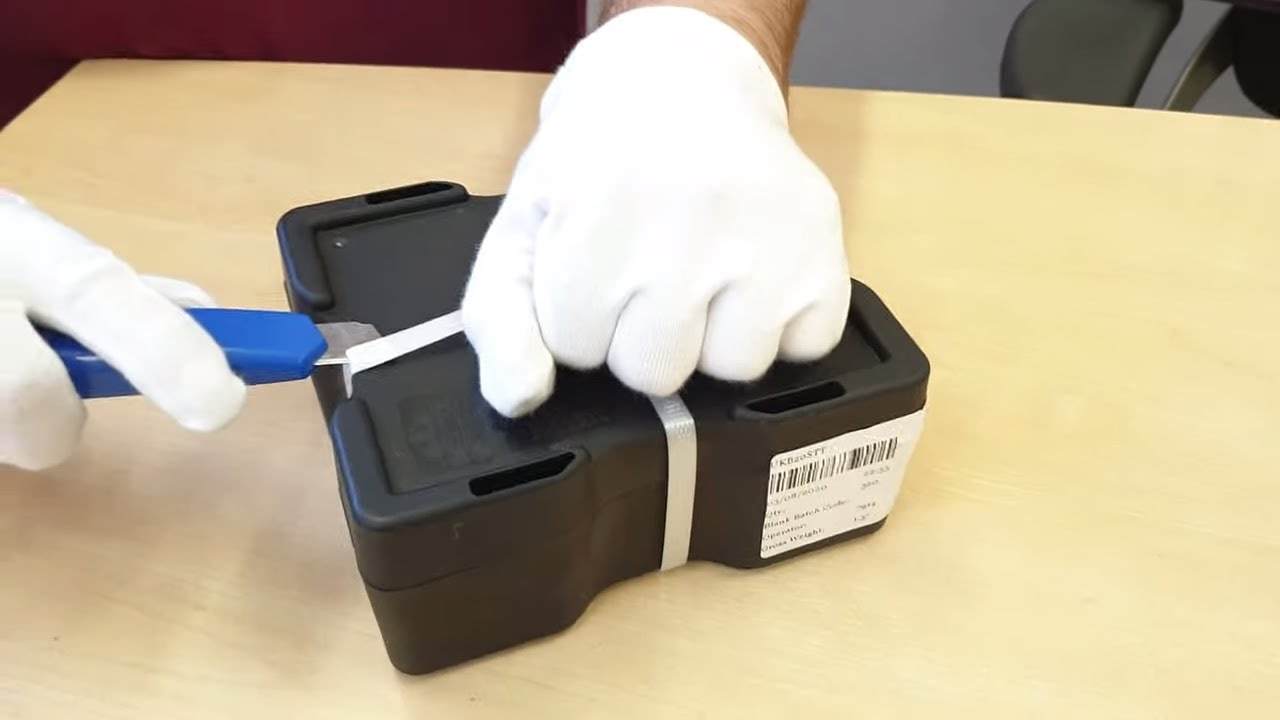 Royal Mint Britannia 1/10oz Silver Coin EPIC UNBOXING!
