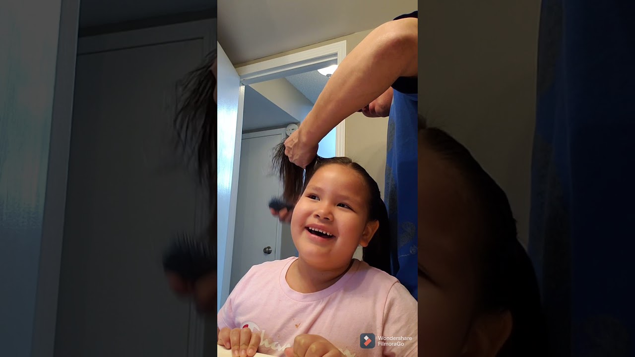 Dad Styling Daughter's Hair #hairstyle #dads #style
