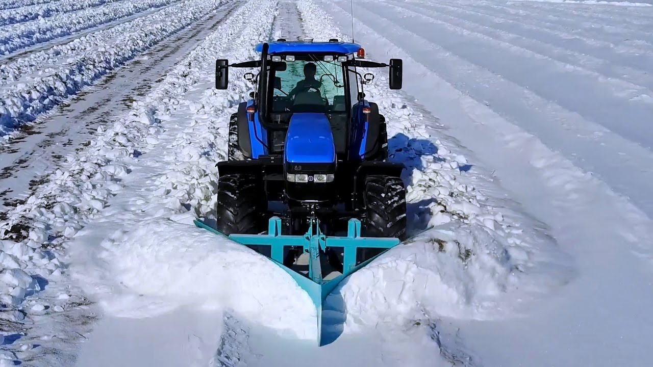 十勝の冬の風物詩 トラクター『雪割り』作業 New Holland TM155 |Tractor Snow Plow | DJI Mavic Pro 4K 空撮 | FM750 RTK