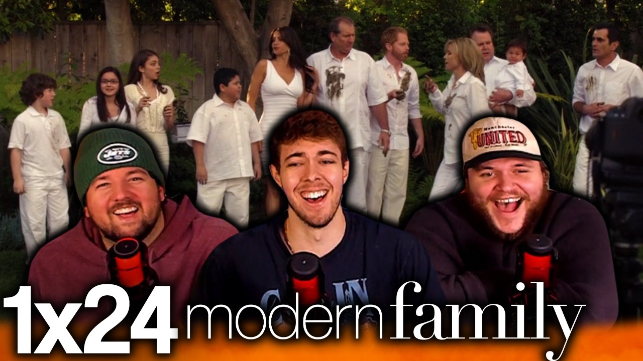ONE BIG HAPPY FAMILY!! | Modern Family 1x24 'Family Portrait' First Reaction!