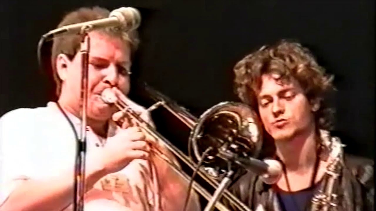 Groovebusters // USA 1990