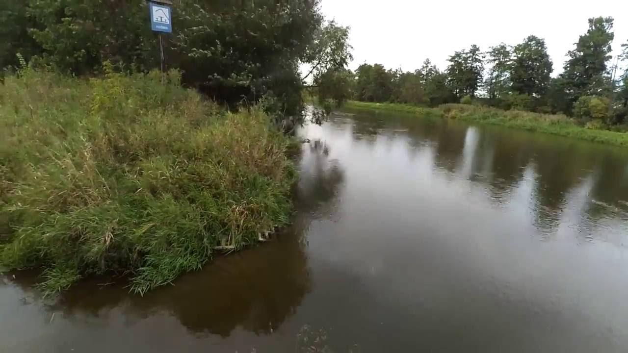 Rzeka Wieprz w Kośminie przy kempingu 