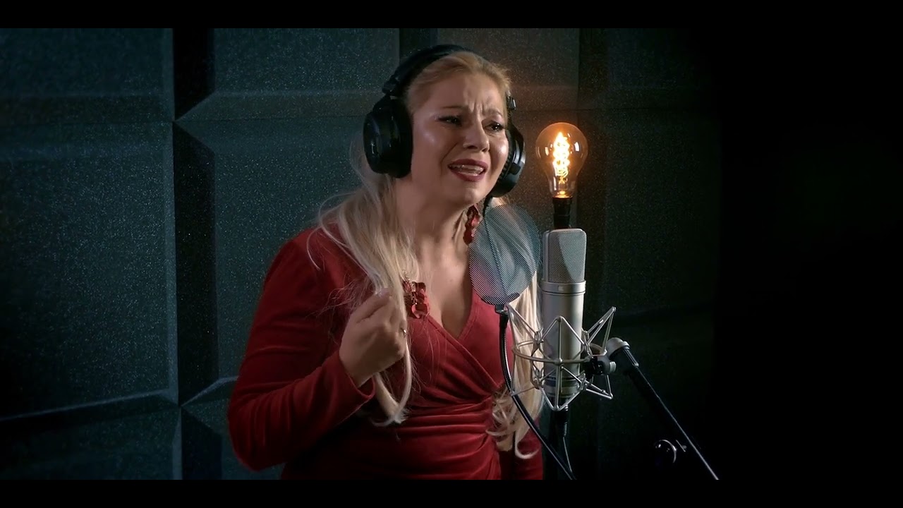 Listen Beyonce - cover Dorota Gądek-Hutnik