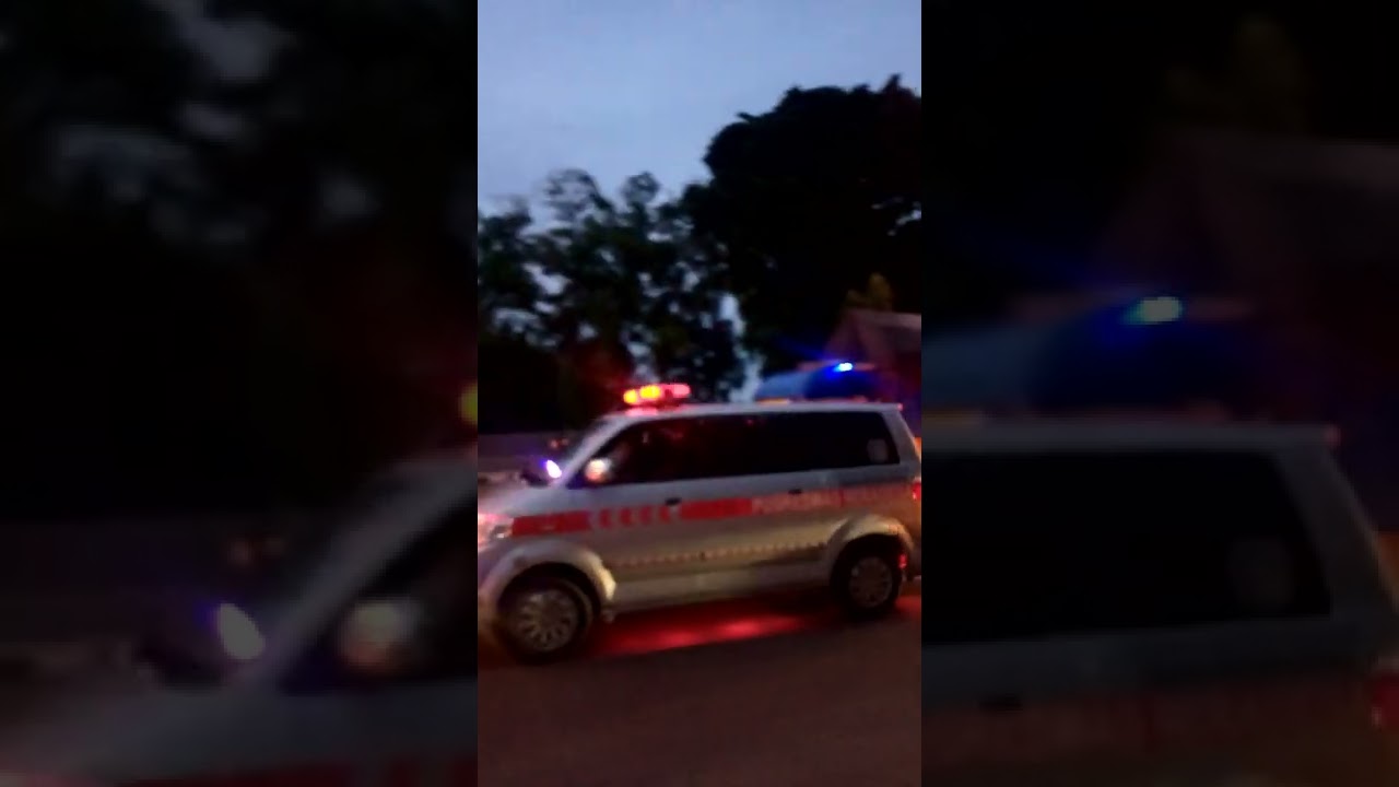 Suara Sirine Ambulance #shorts #sirinemobil