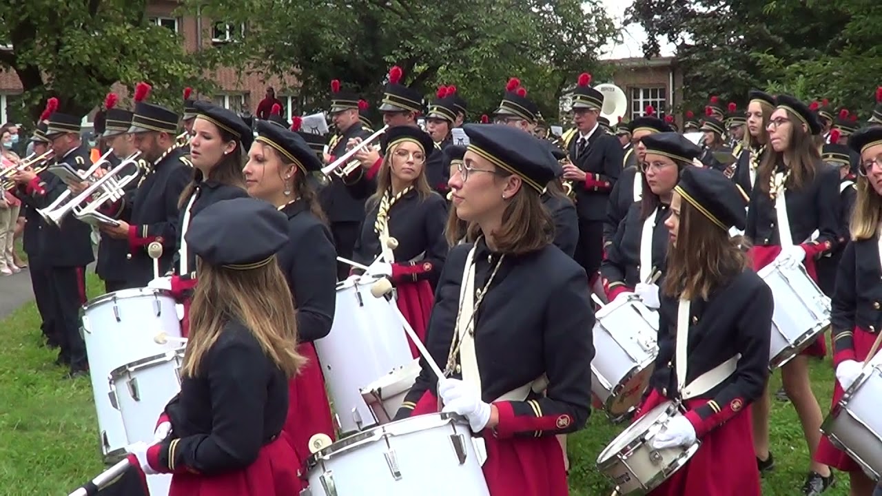 Dénichons 🕵‍♂️ Le dénicheur. Lundi de ducasse d'Ath 2021 avec la Royale Fanfare de Moulbaix - Ligne.