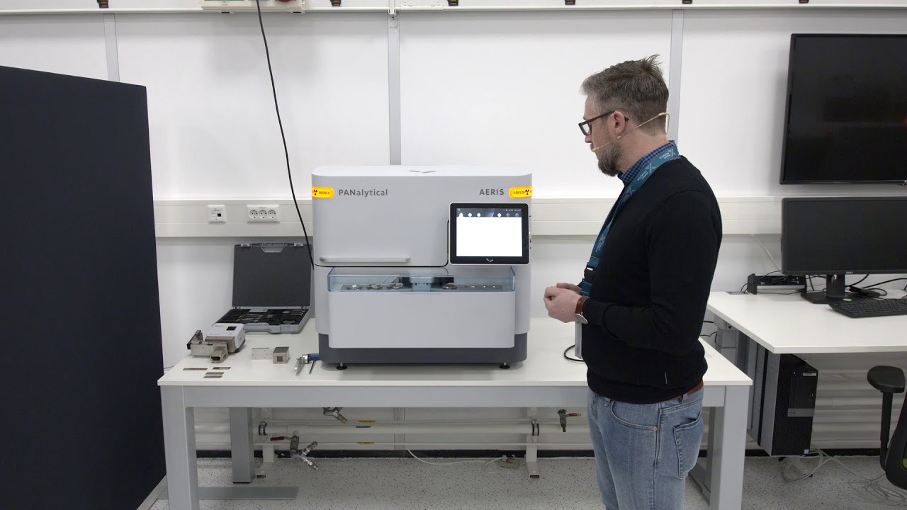 Transmission diffraction with the Aeris diffractometer