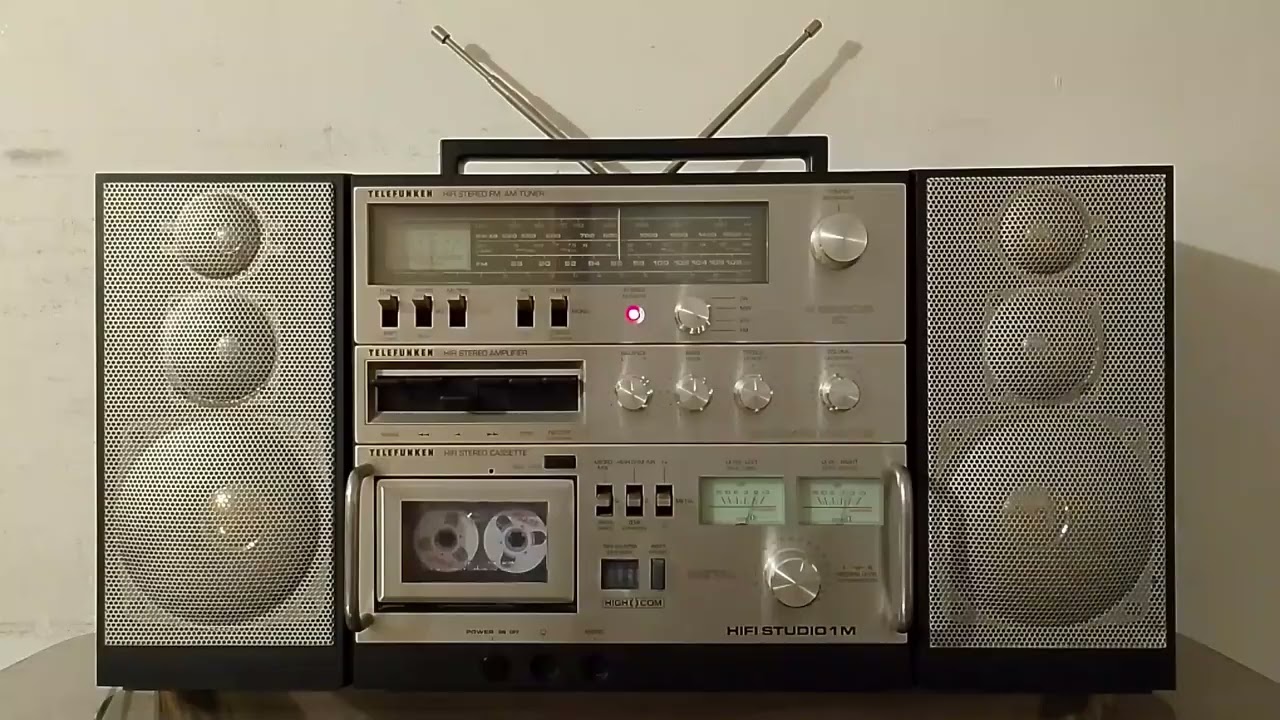 TELEFUNKEN  STUDIO 1M  TRAGBARER HiFi  STEREO RADIORECORDER