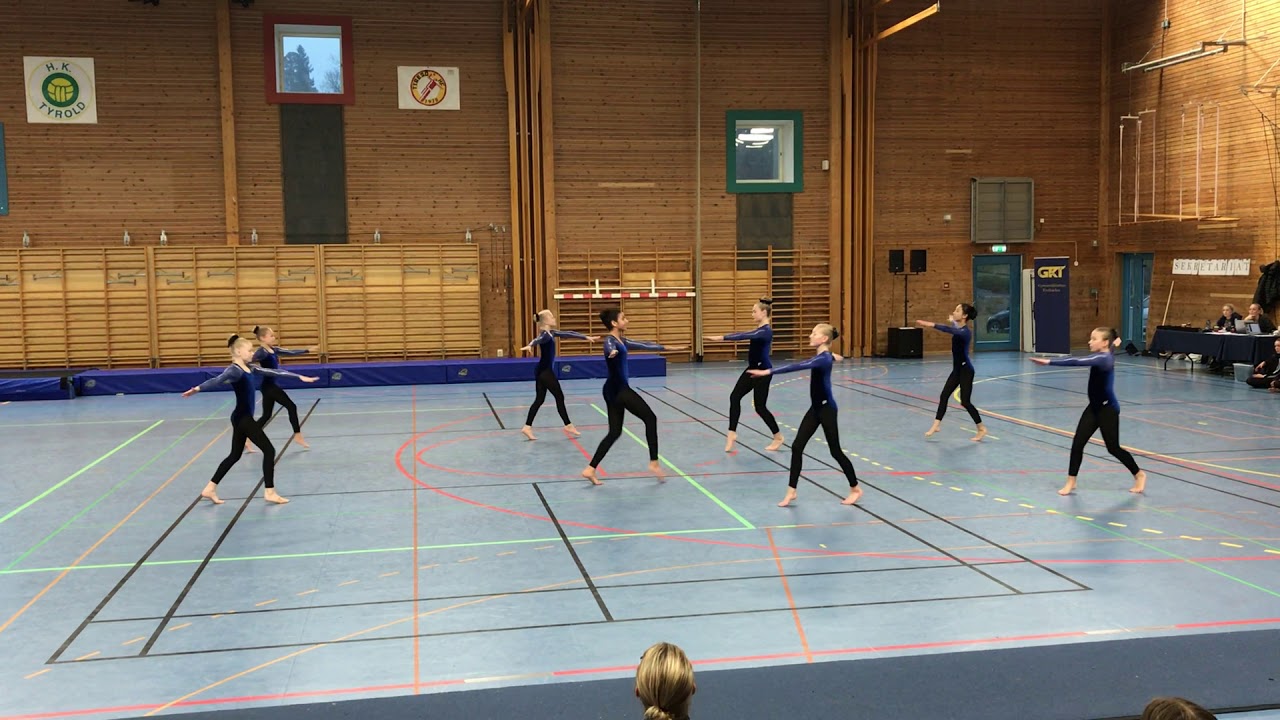 UVGK Flickis Fristående Trollbäcken Christmas Cup 2018