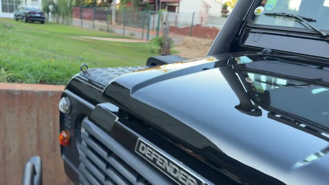 Land Rover Defender 90 300 tdi 2.8 Startup