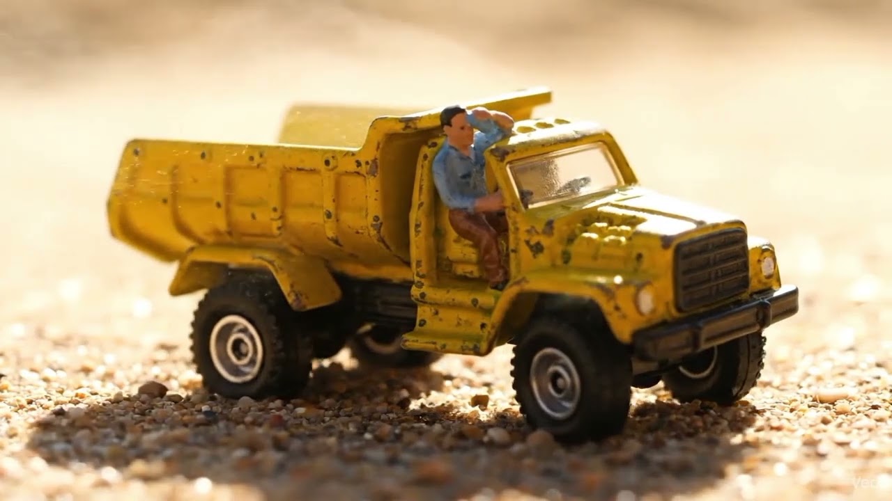 The Sand Truck from Mini Valley | Ultra Realistic Cinematic Diorama Story 4K