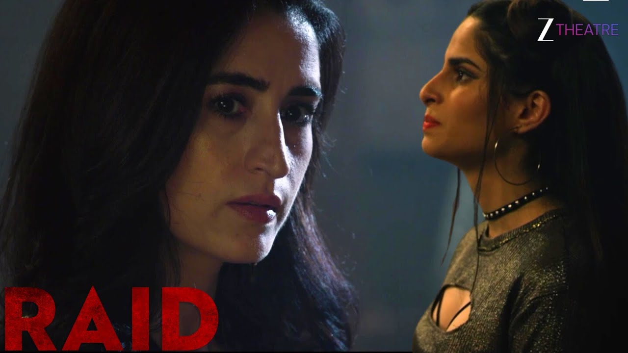 क्या वाकई यह लड़की Meena की बेटी है? | Raid - Best Moments | Zee Theatre