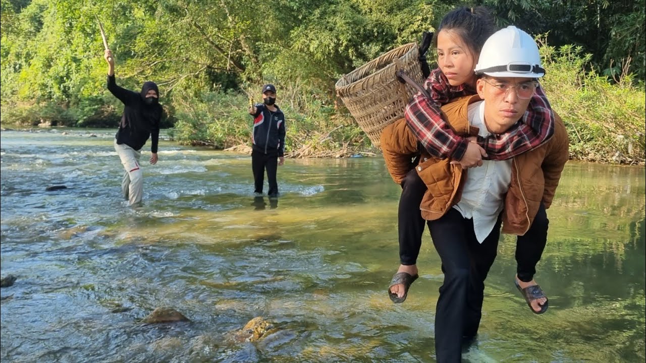 Kind engineer risked his life to help poor single girl escape danger. Engineer shows love to girl.