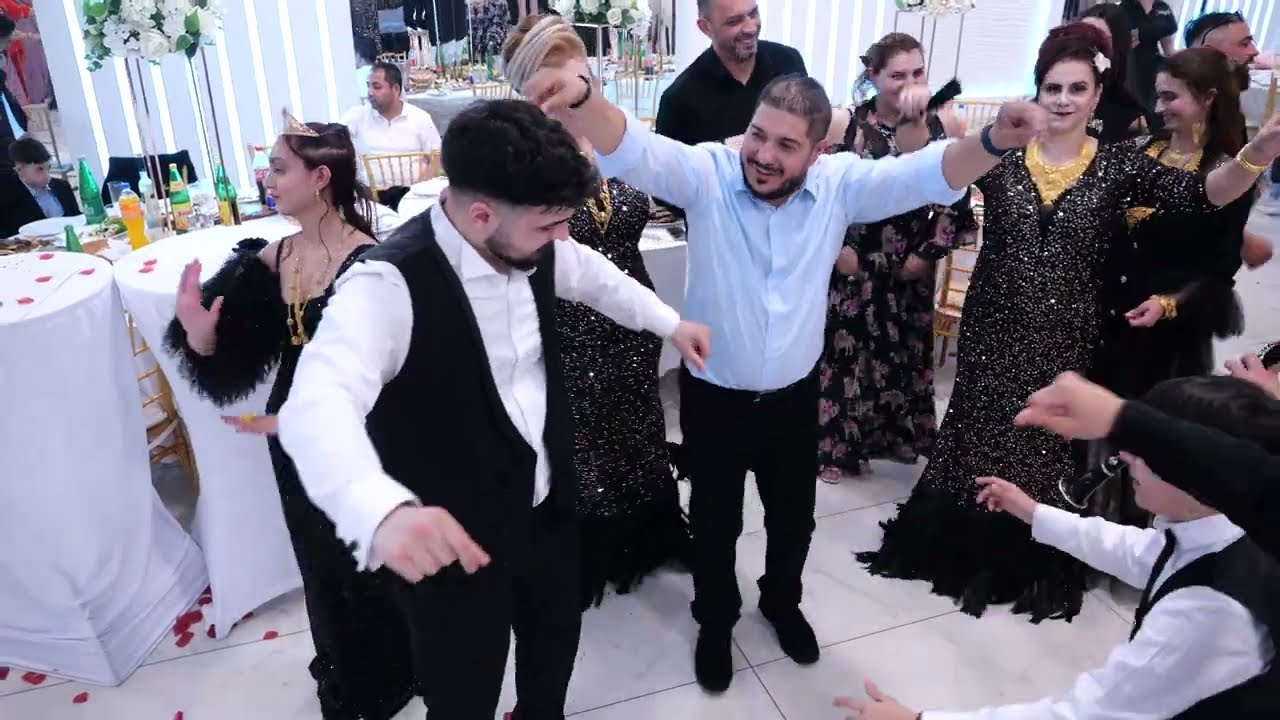 Grup - Enver King - 2025 - Tallava - (Show)