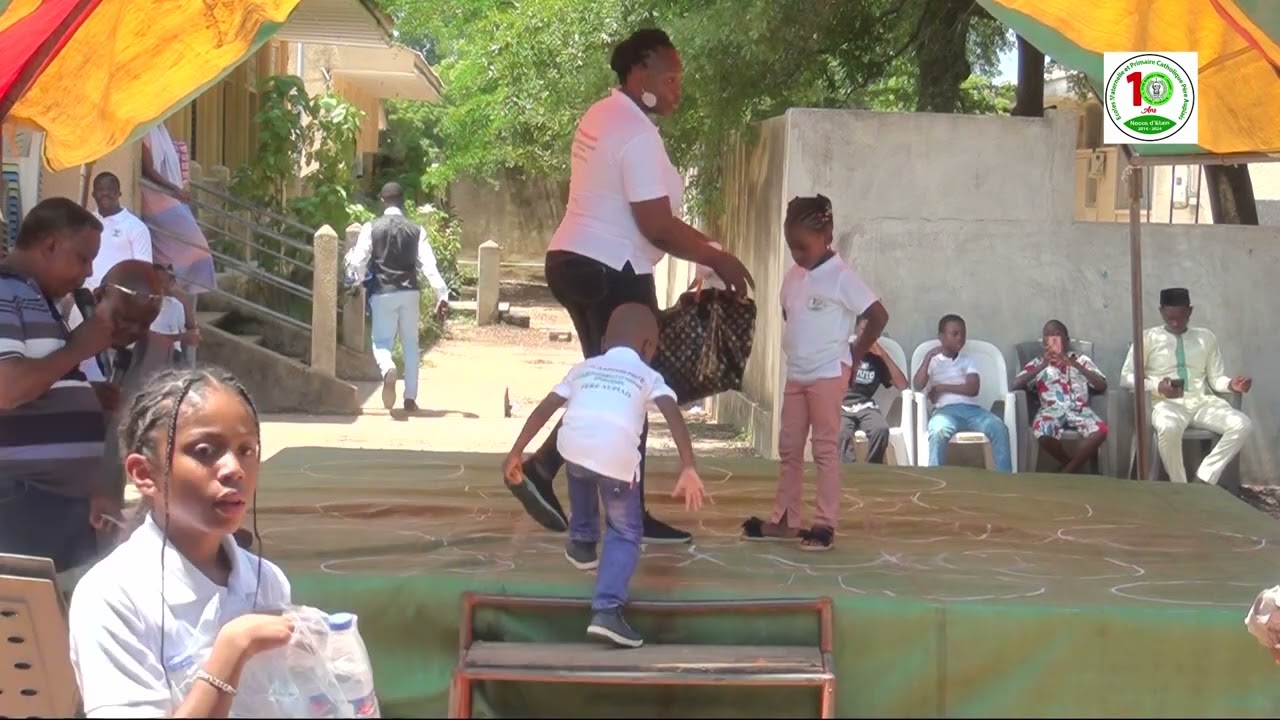 Remise de prix aux meilleurs élèves de l’école maternelle et primaire catholique Père Aupiais